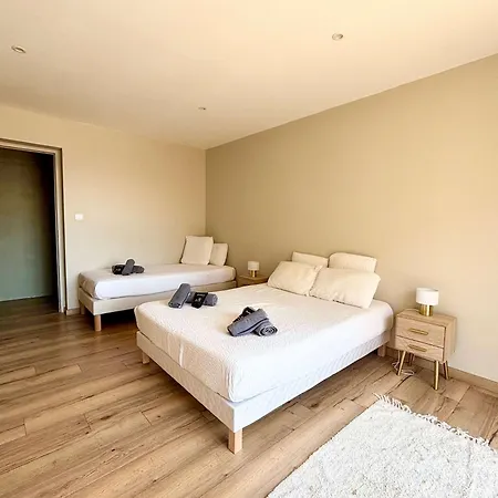 Casamea - T3, Clim, Parking, Centre Apartamento